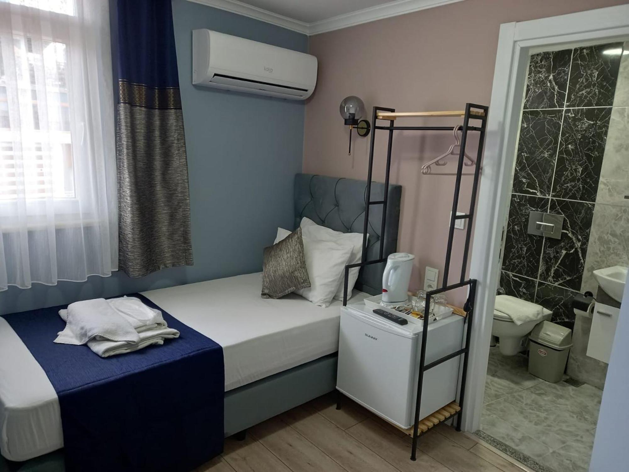 Emirhan Inn Hotel, Sultanahmet Istanboel Buitenkant foto